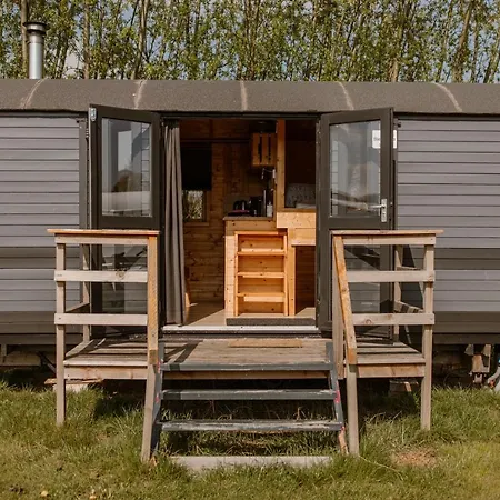 Parque de Campismo De La Rue Pipowagens Sleeuwijk