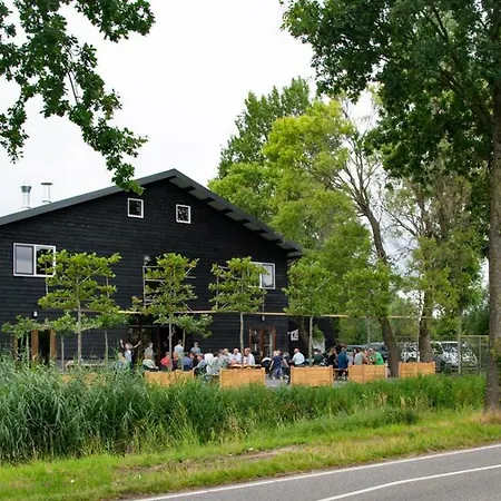 De La Rue Pipowagens * Sleeuwijk