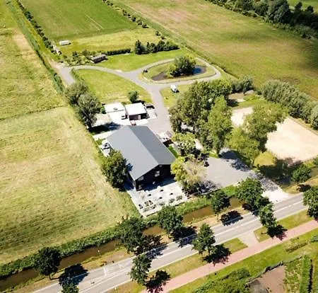 De La Rue Pipowagens Kamp alanı