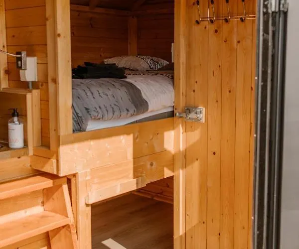 De La Rue Pipowagens Kemping Sleeuwijk