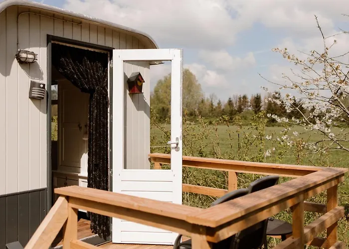 De La Rue Pipowagens Kemping