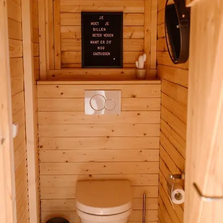 Kemp De La Rue Pipowagens