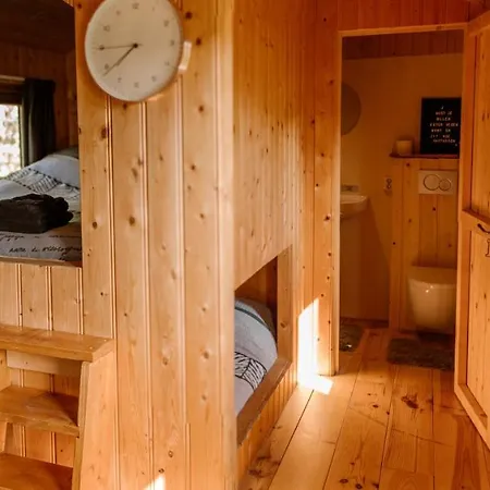 De La Rue Pipowagens Kemp *