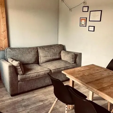 De La Rue Pipowagens Sleeuwijk